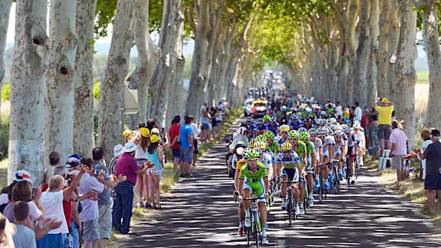 130708171251-tour-de-france-fans-225-tour-de-france-single-image-cut.jpg